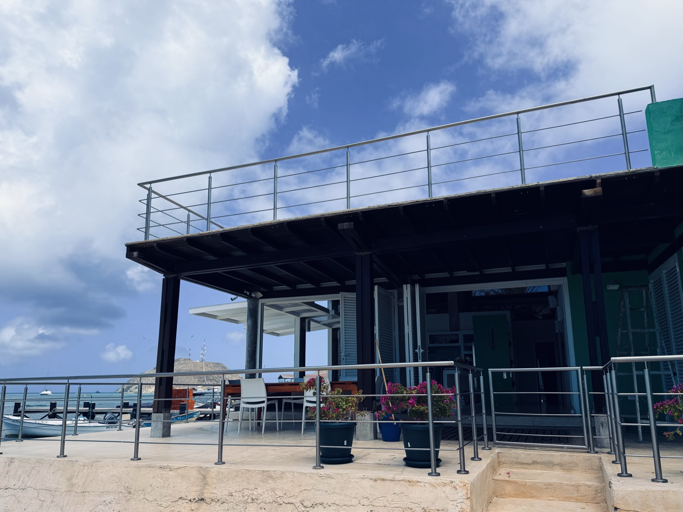 Terraza desde la playa — Casa Verde, Los Roques