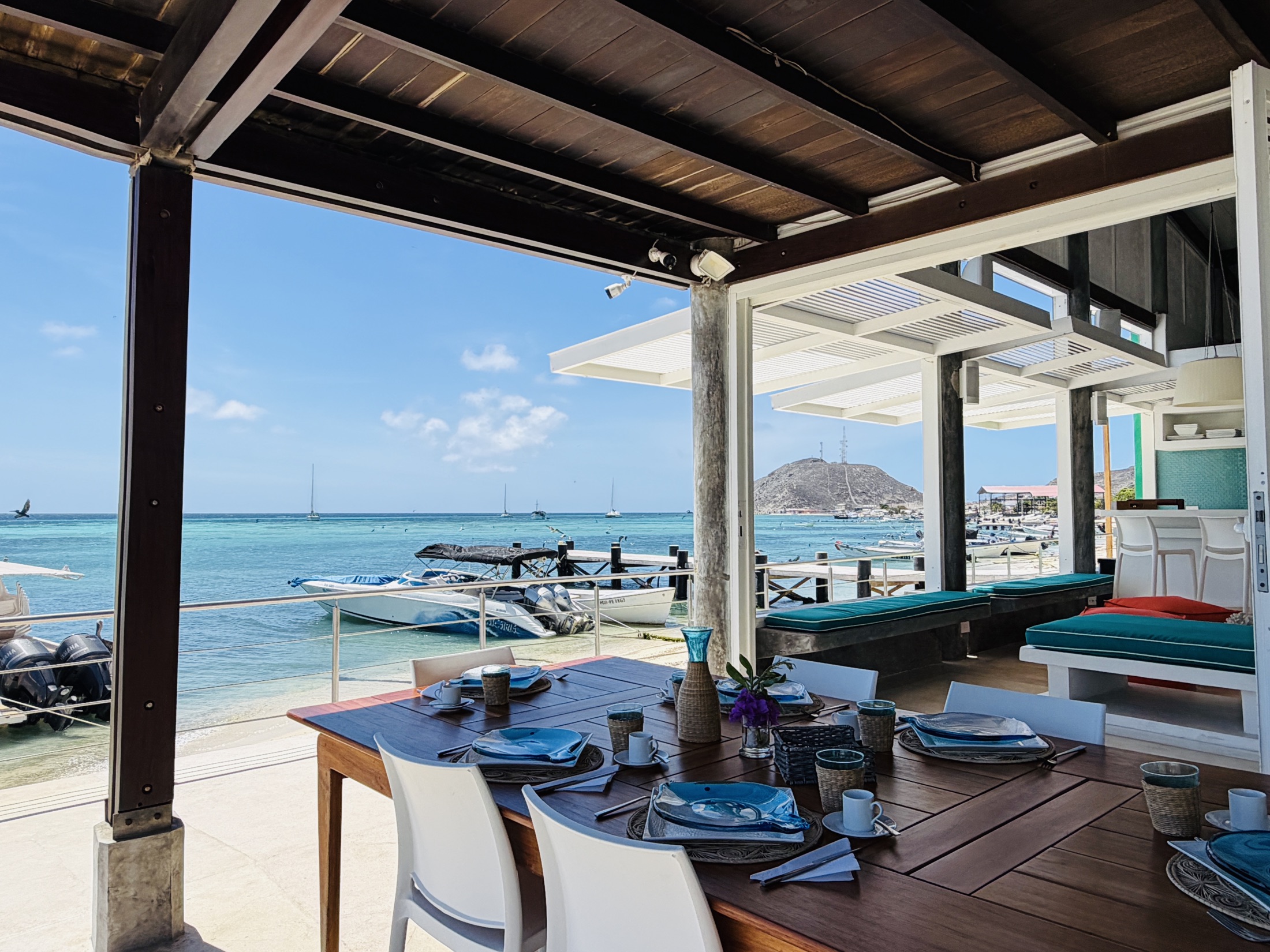 Comedor de la terraza — Casa Verde